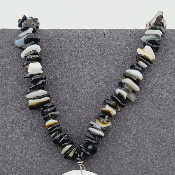 Shell Chip Beaded Necklace Large Shell Pendant Black Beige Cream Beach Boho Tiki - Picture 3 of 6